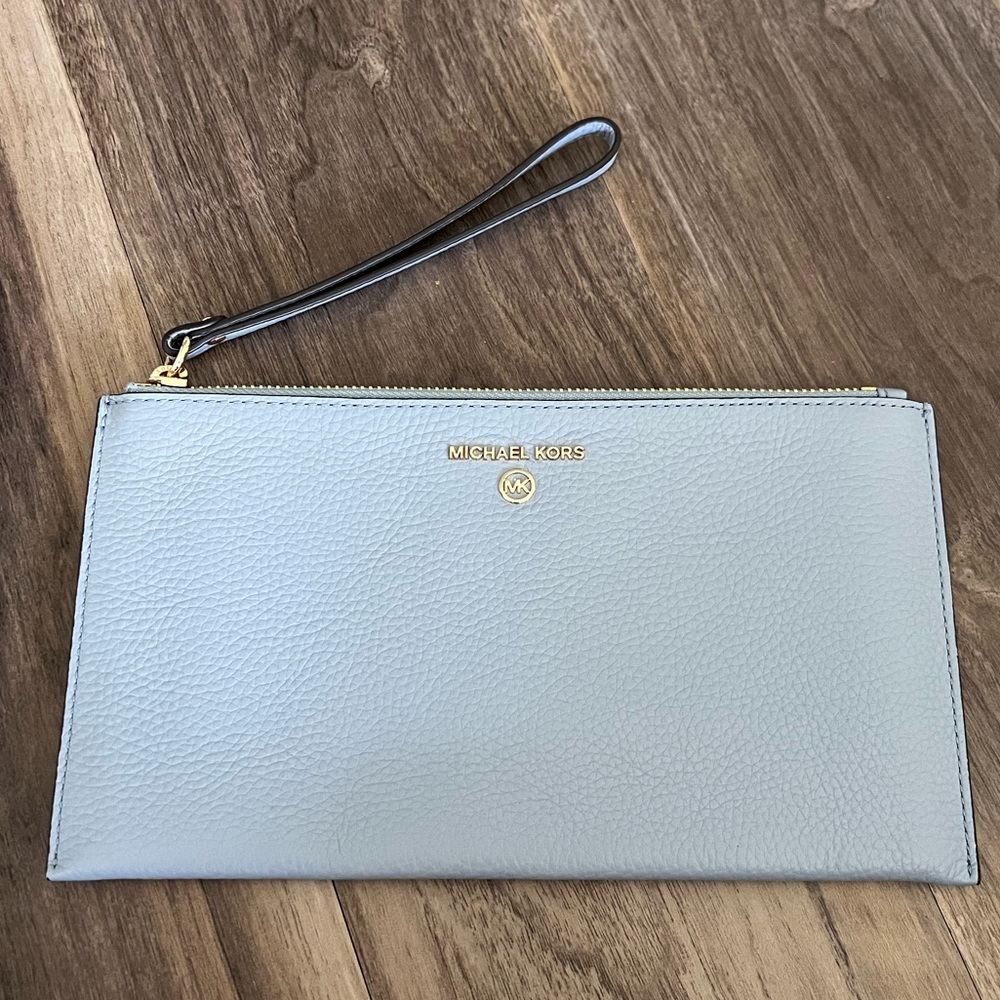 Michael Kors large wristlet